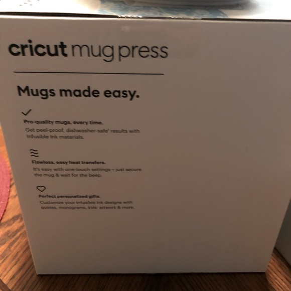 CRICUT MUG PRESS - Picture 4 of 5